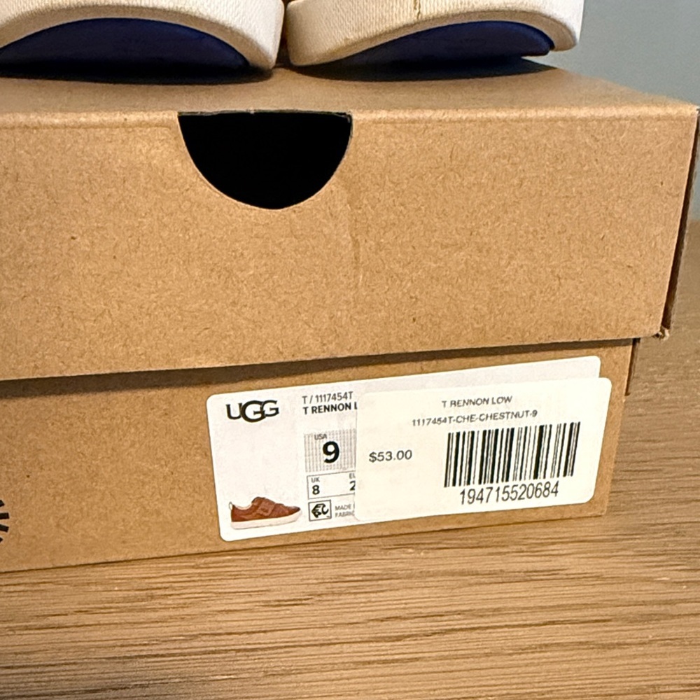 UGG Toddler Boy Tan and Brown Sneakers Size 9 - Picture 3 of 7